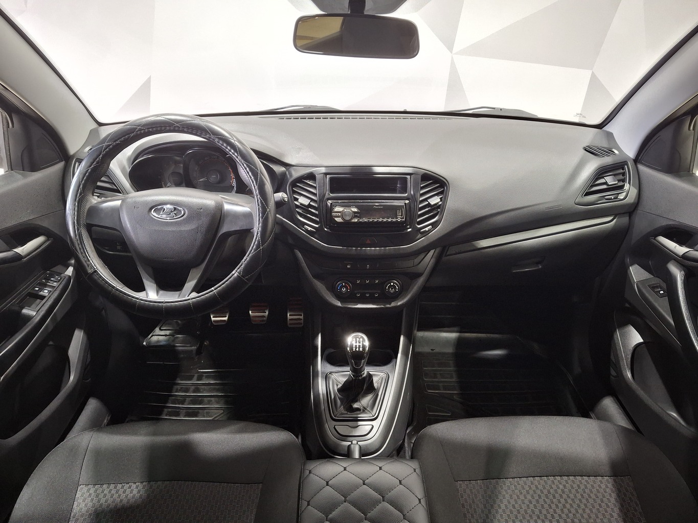 LADA VESTA