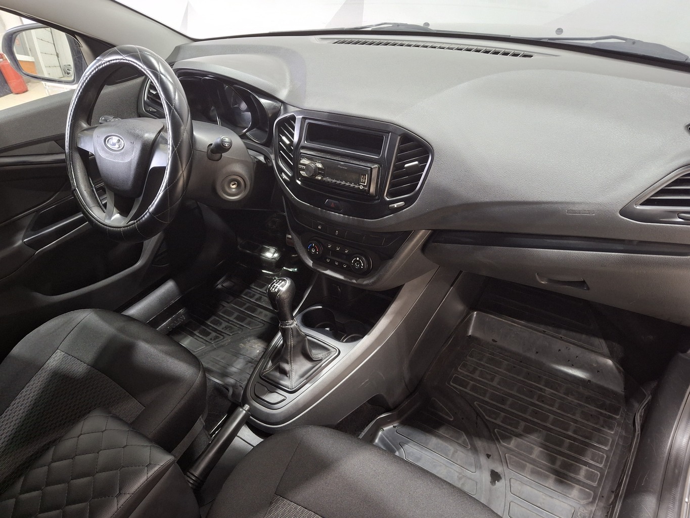 LADA VESTA
