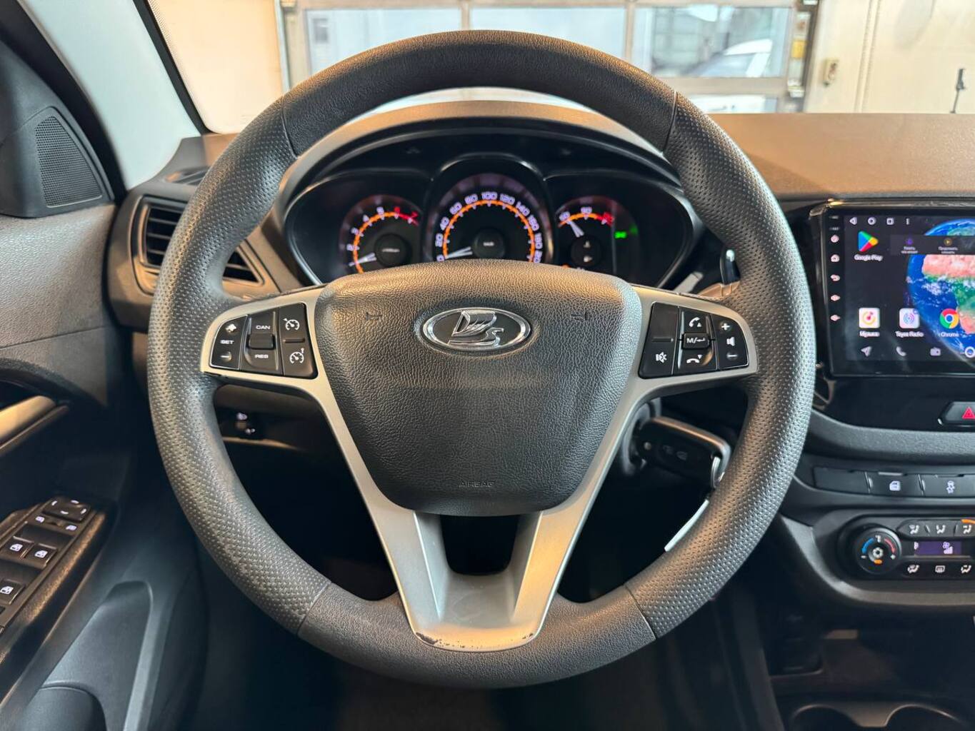 LADA VESTA