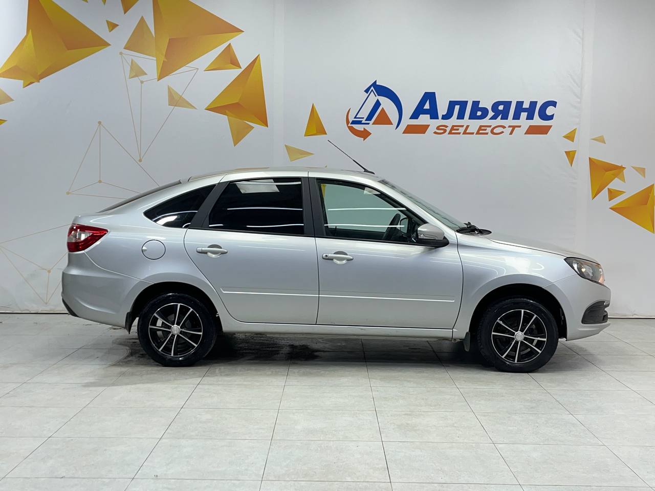LADA GRANTA