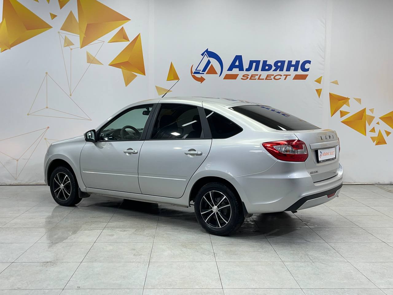LADA GRANTA