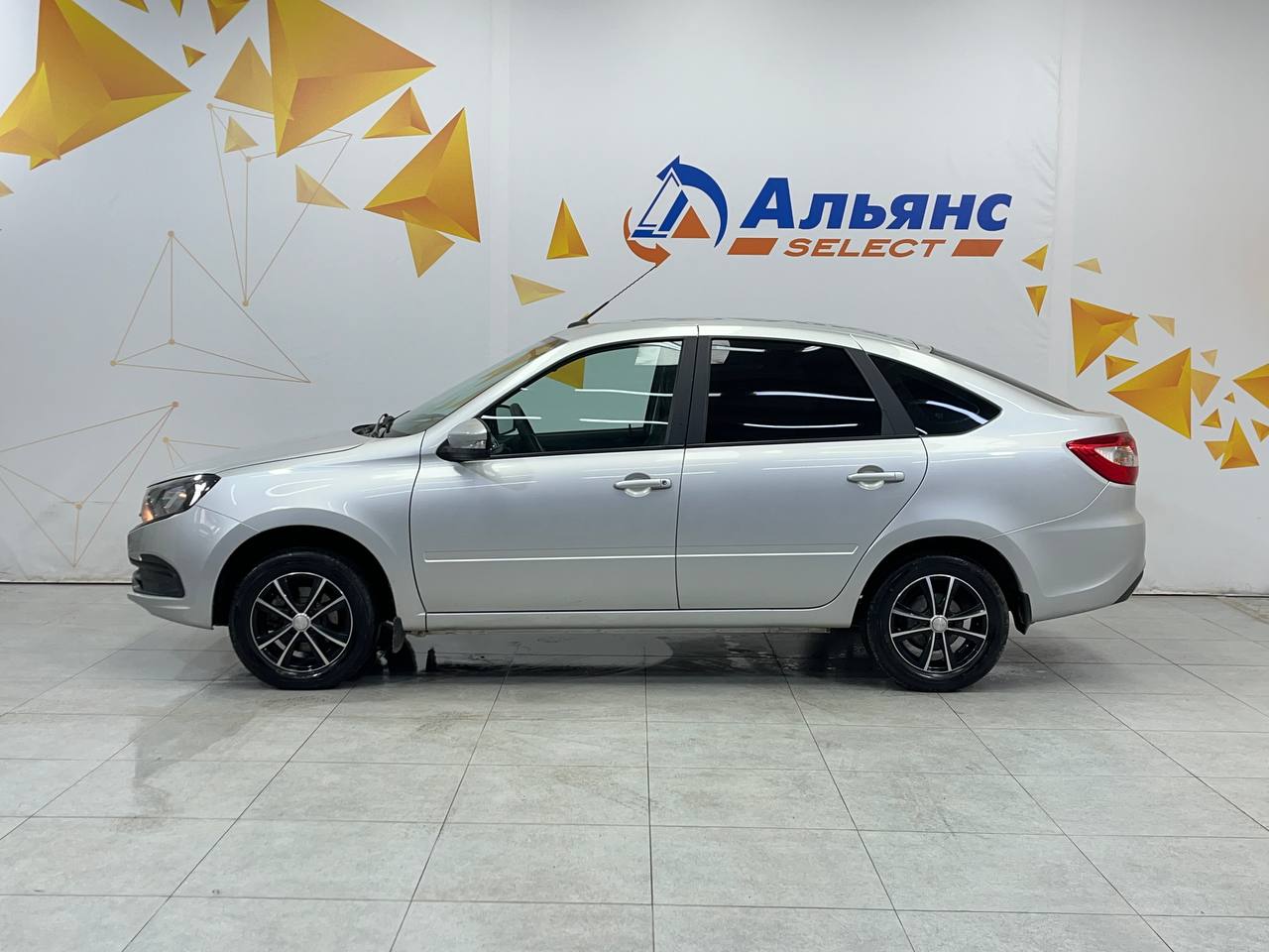 LADA GRANTA