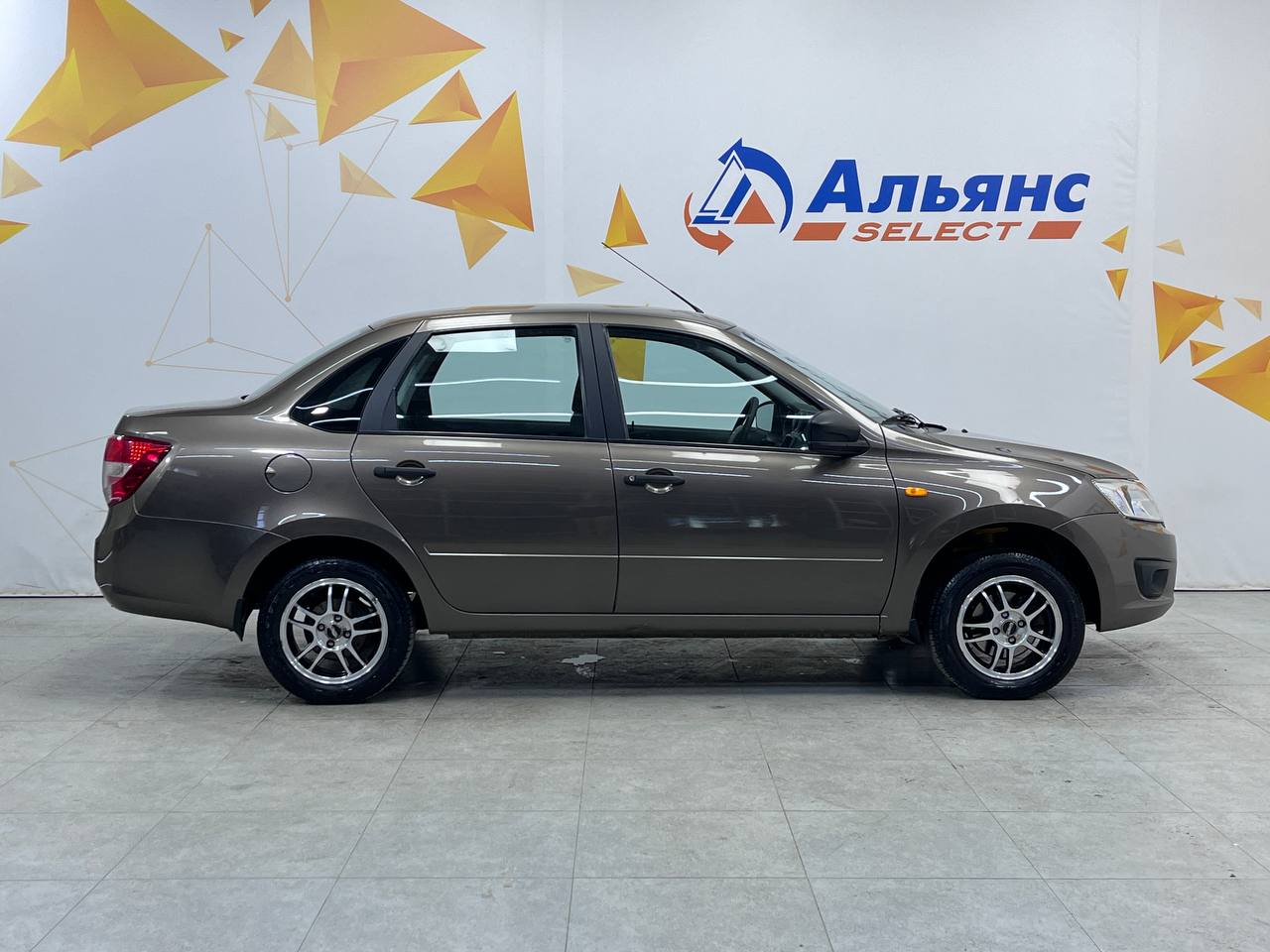 LADA GRANTA
