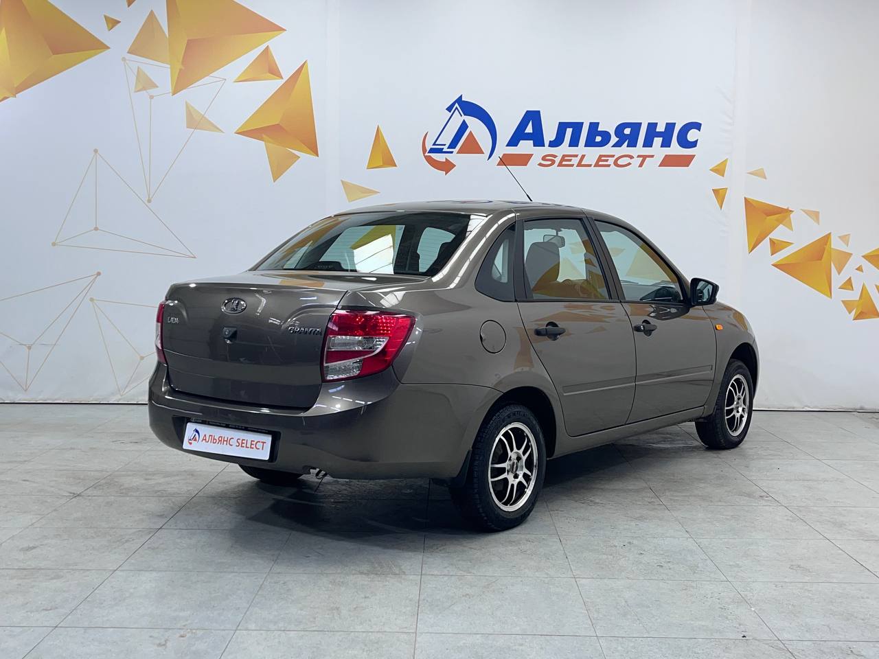 LADA GRANTA