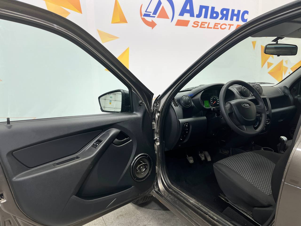 LADA GRANTA