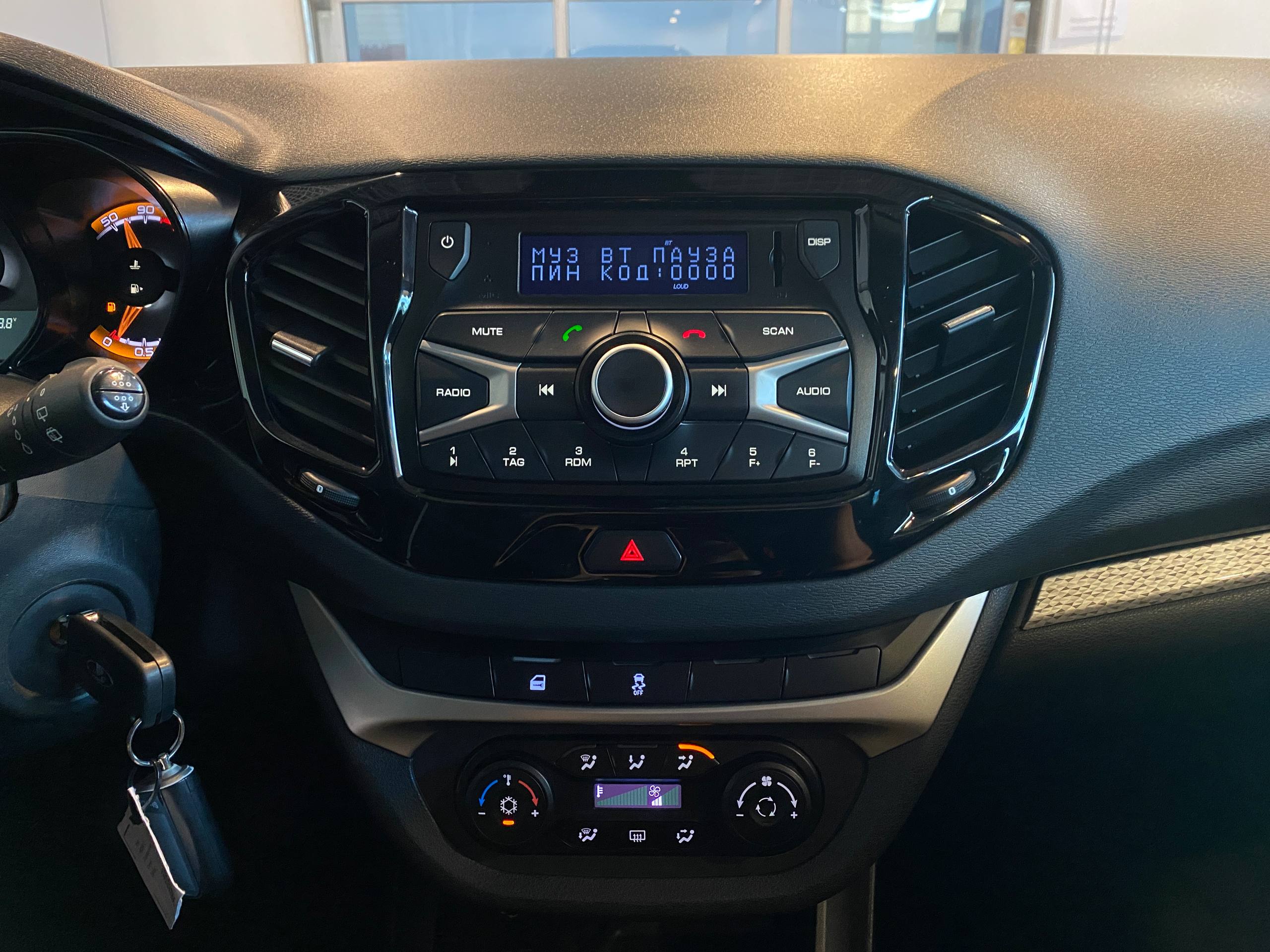 LADA VESTA