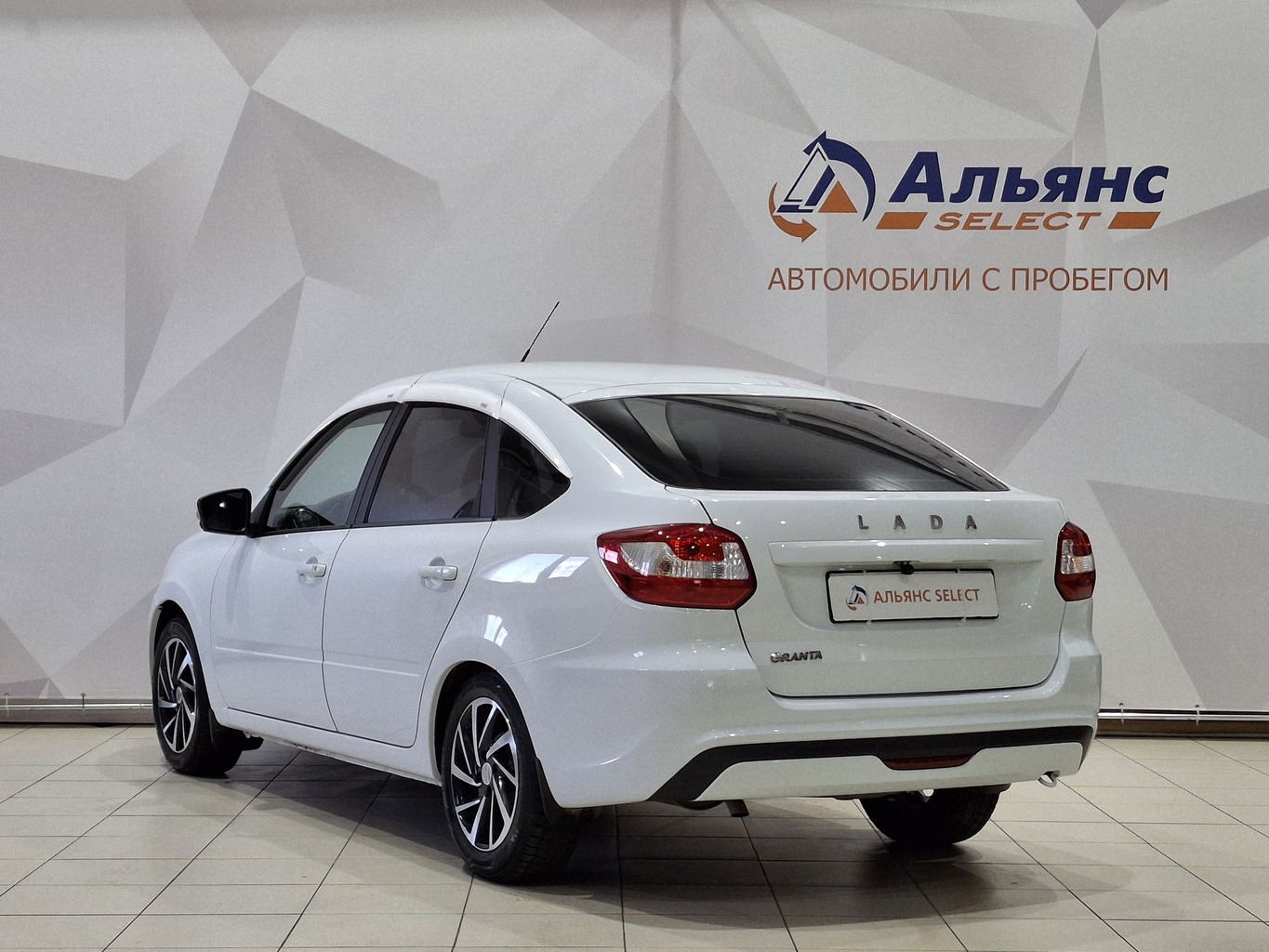 LADA GRANTA