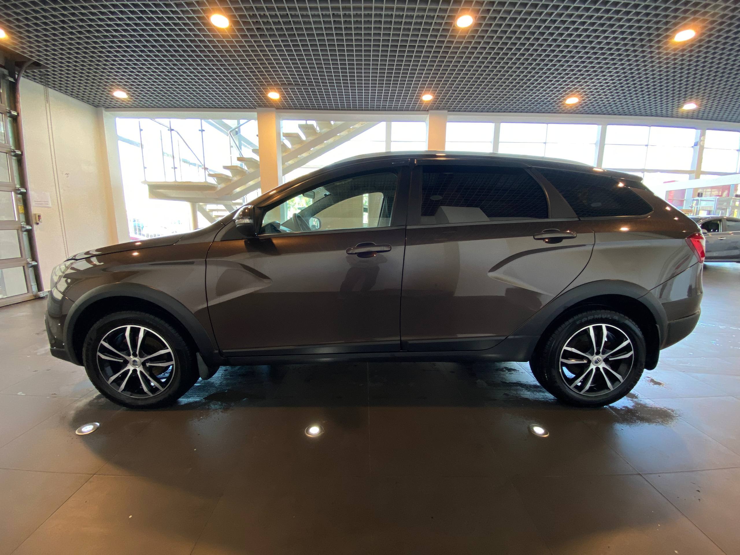 LADA VESTA