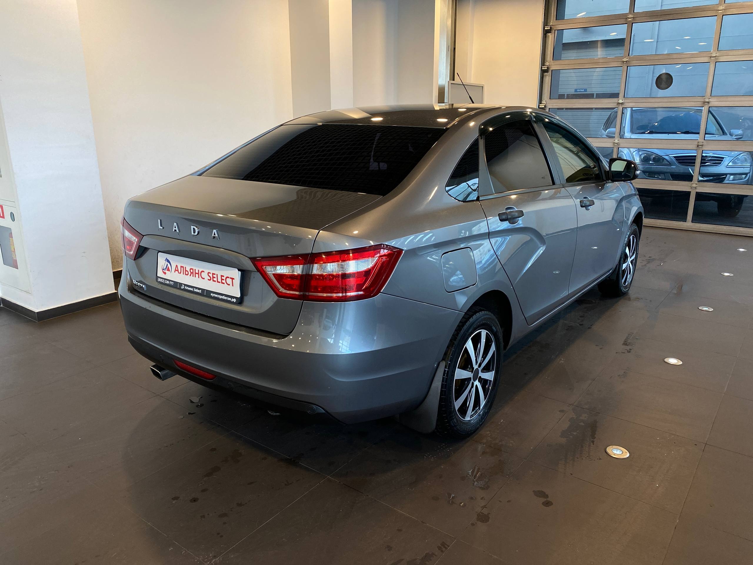 LADA VESTA
