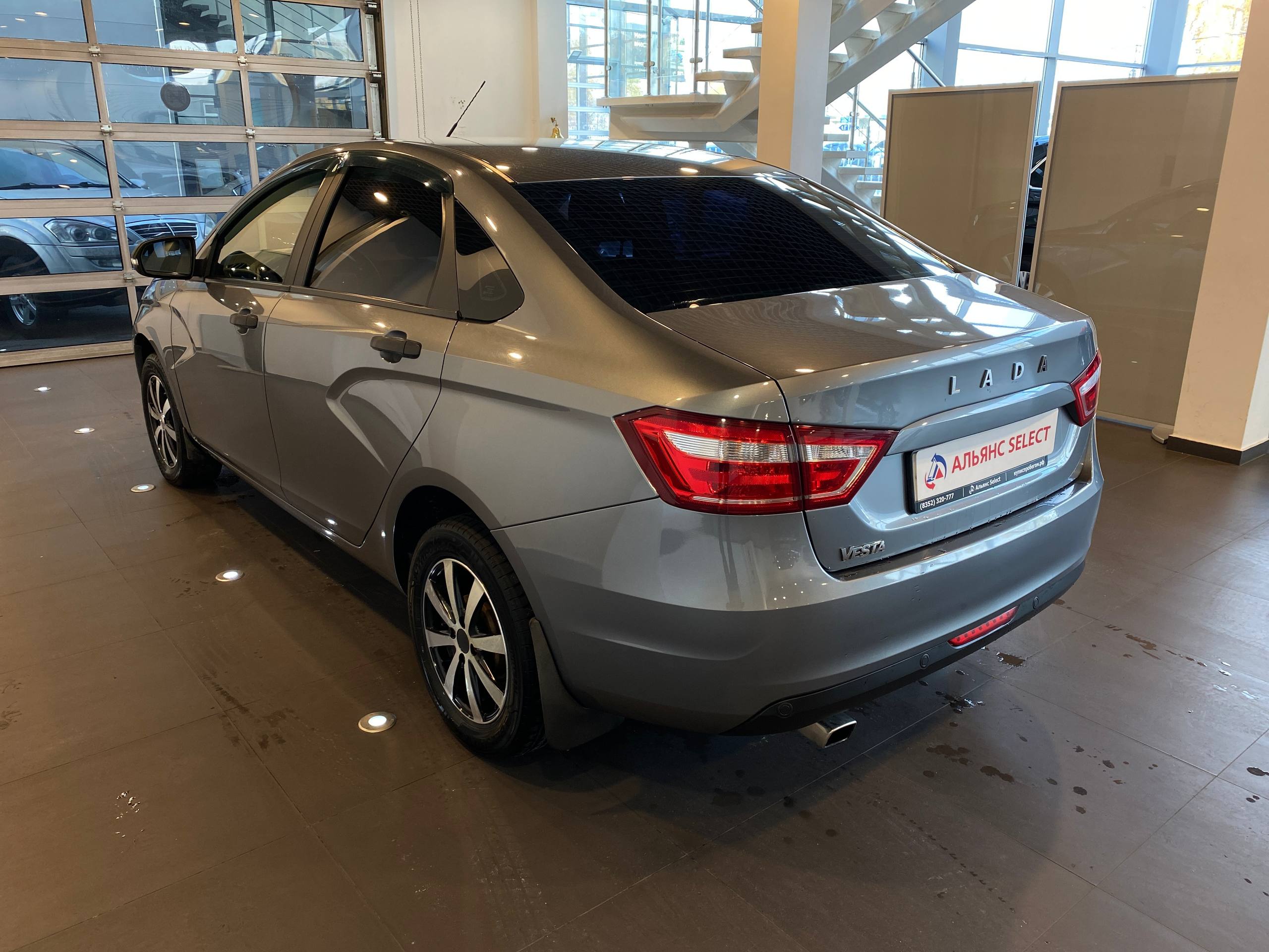 LADA VESTA