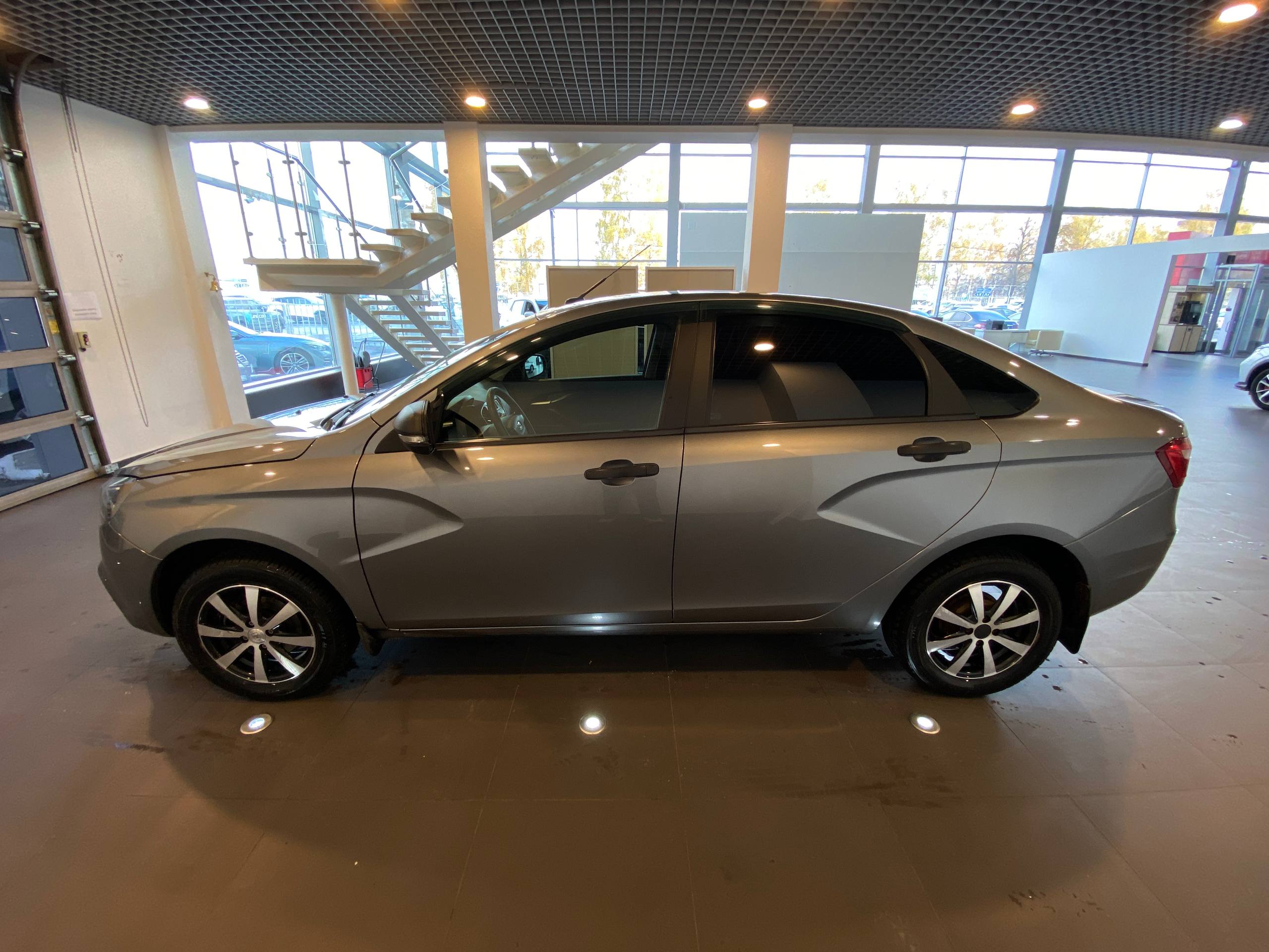 LADA VESTA