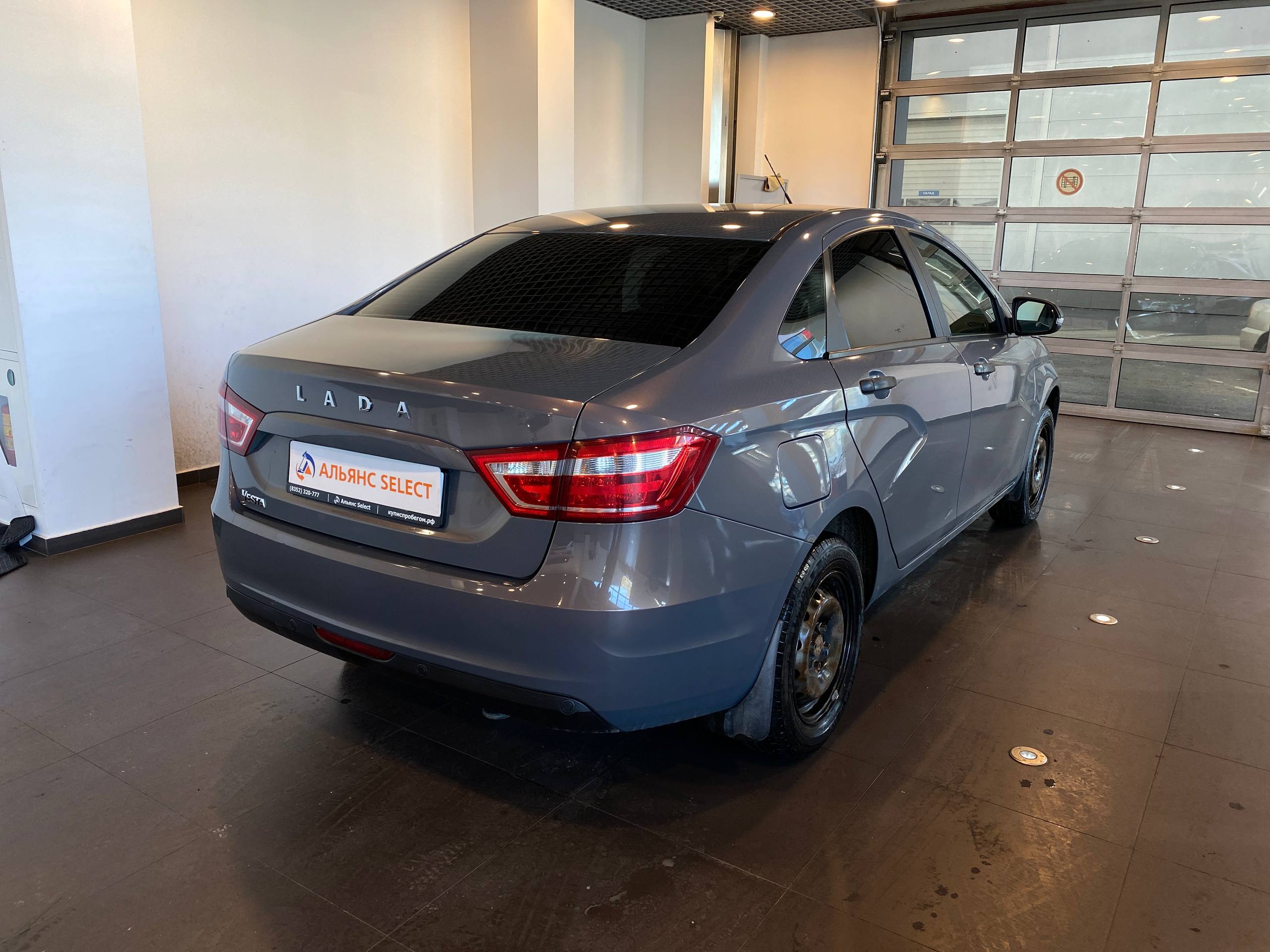 LADA VESTA