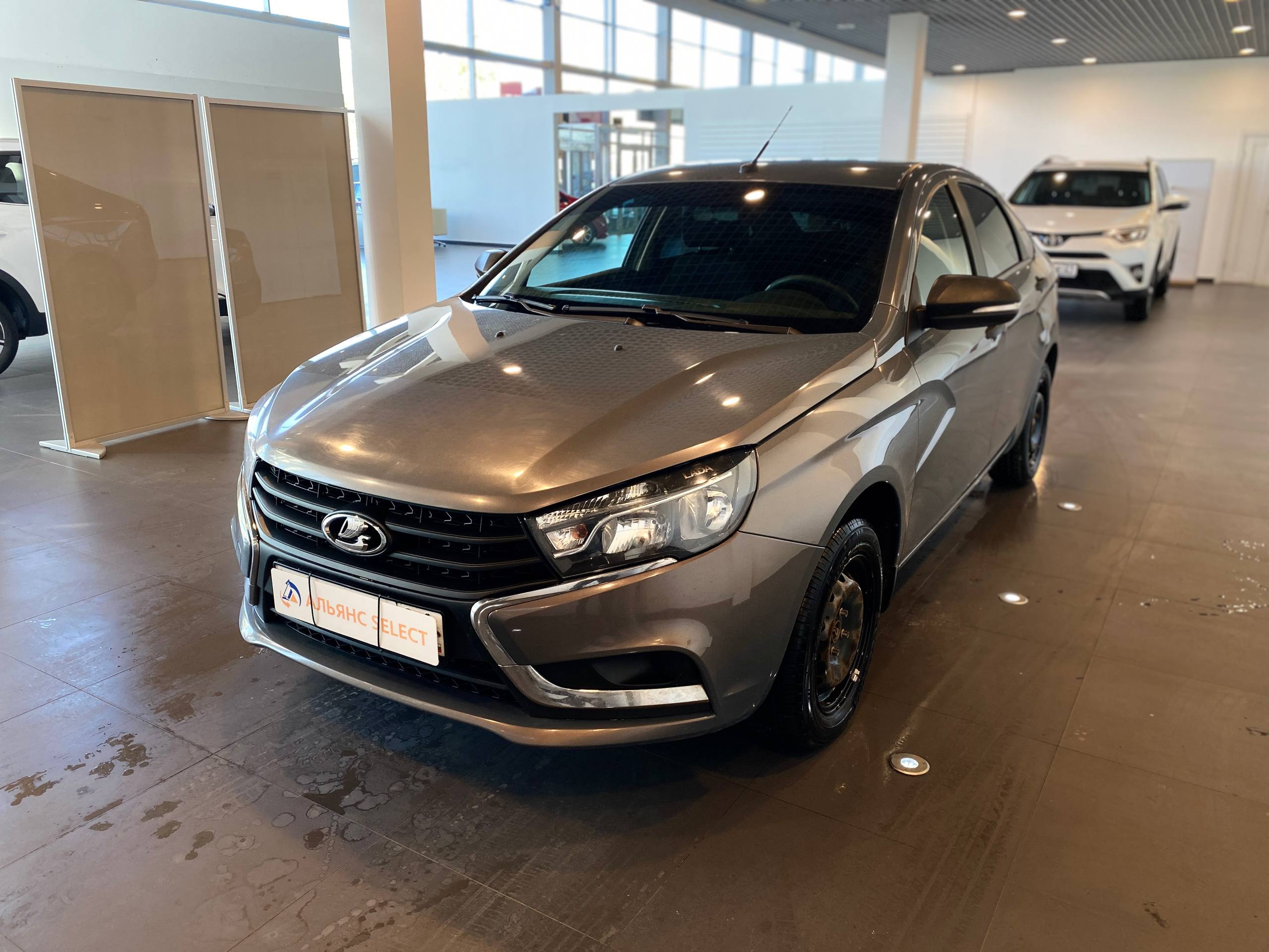 LADA VESTA