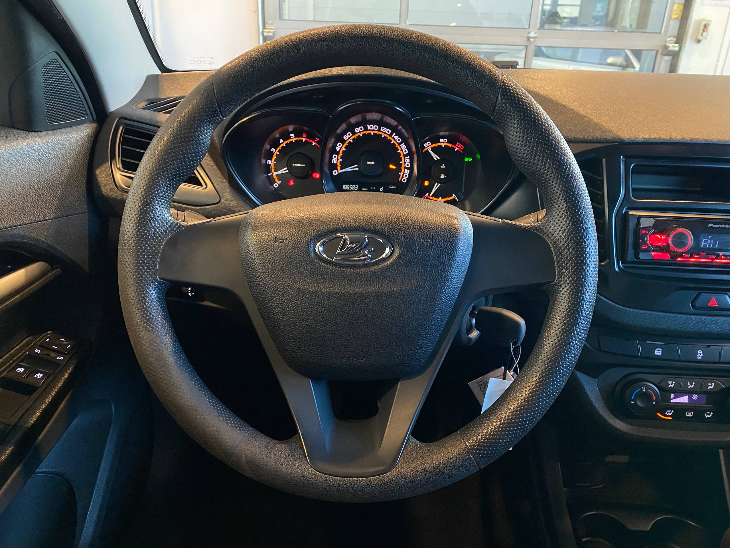 LADA VESTA