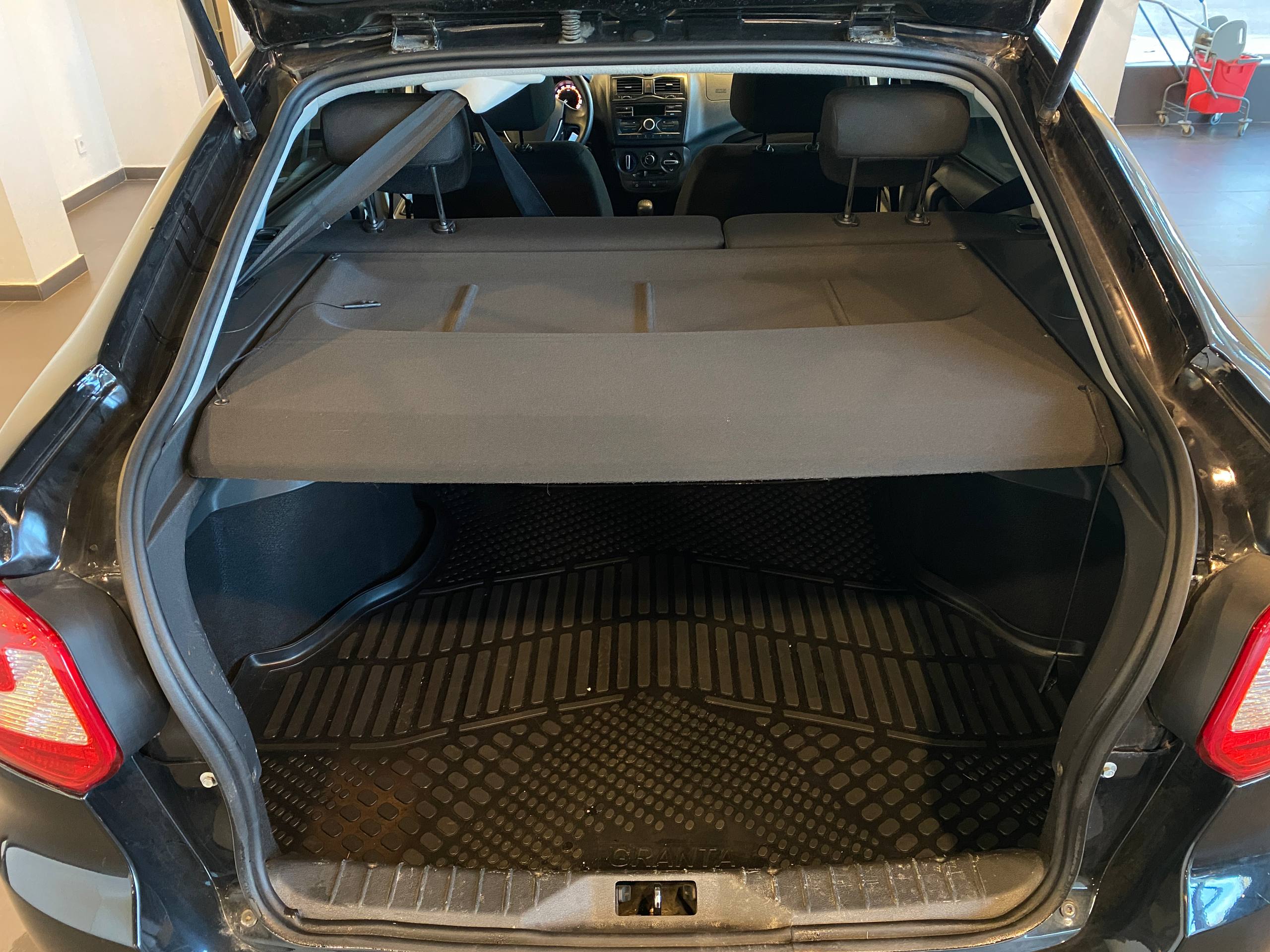 LADA GRANTA