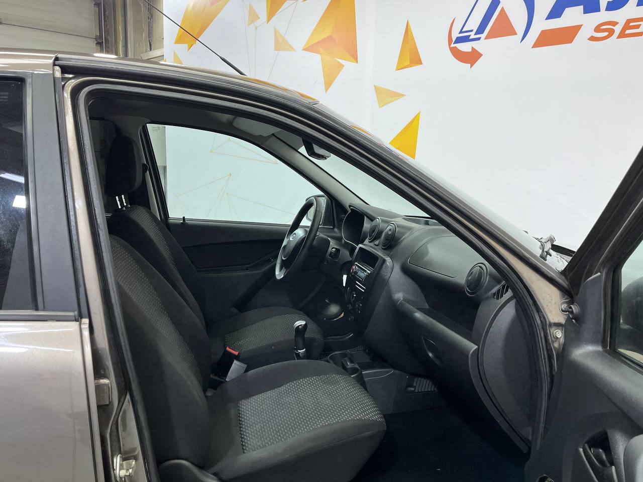 LADA GRANTA