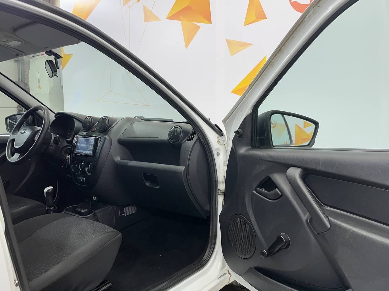 LADA GRANTA