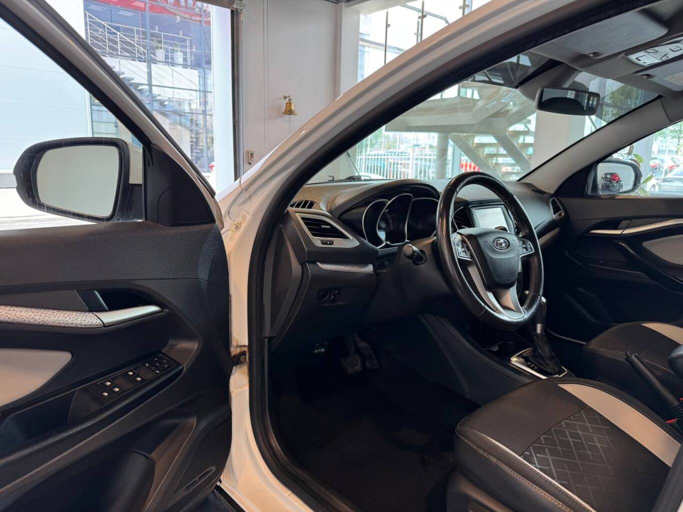 LADA VESTA