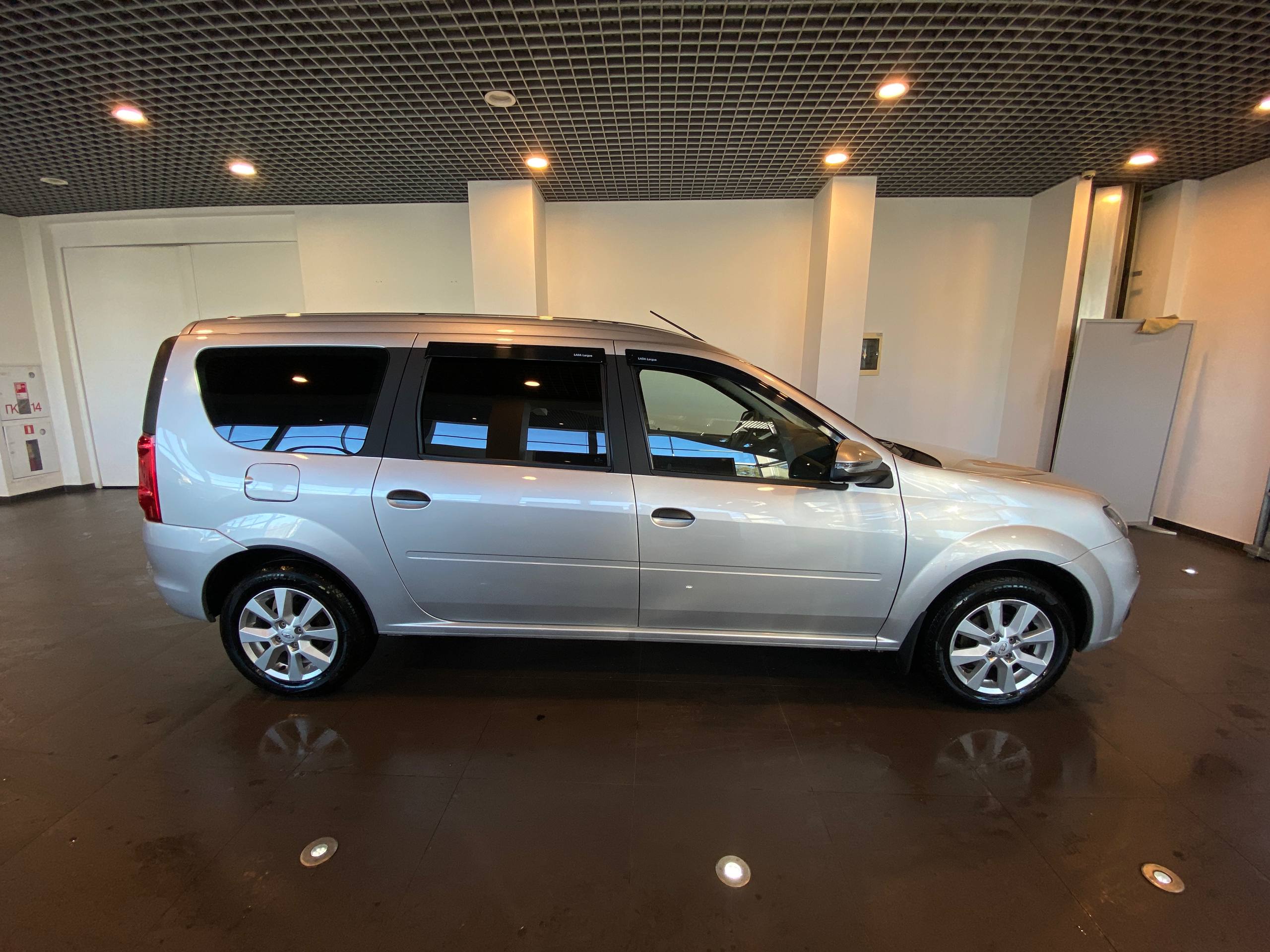 LADA LARGUS