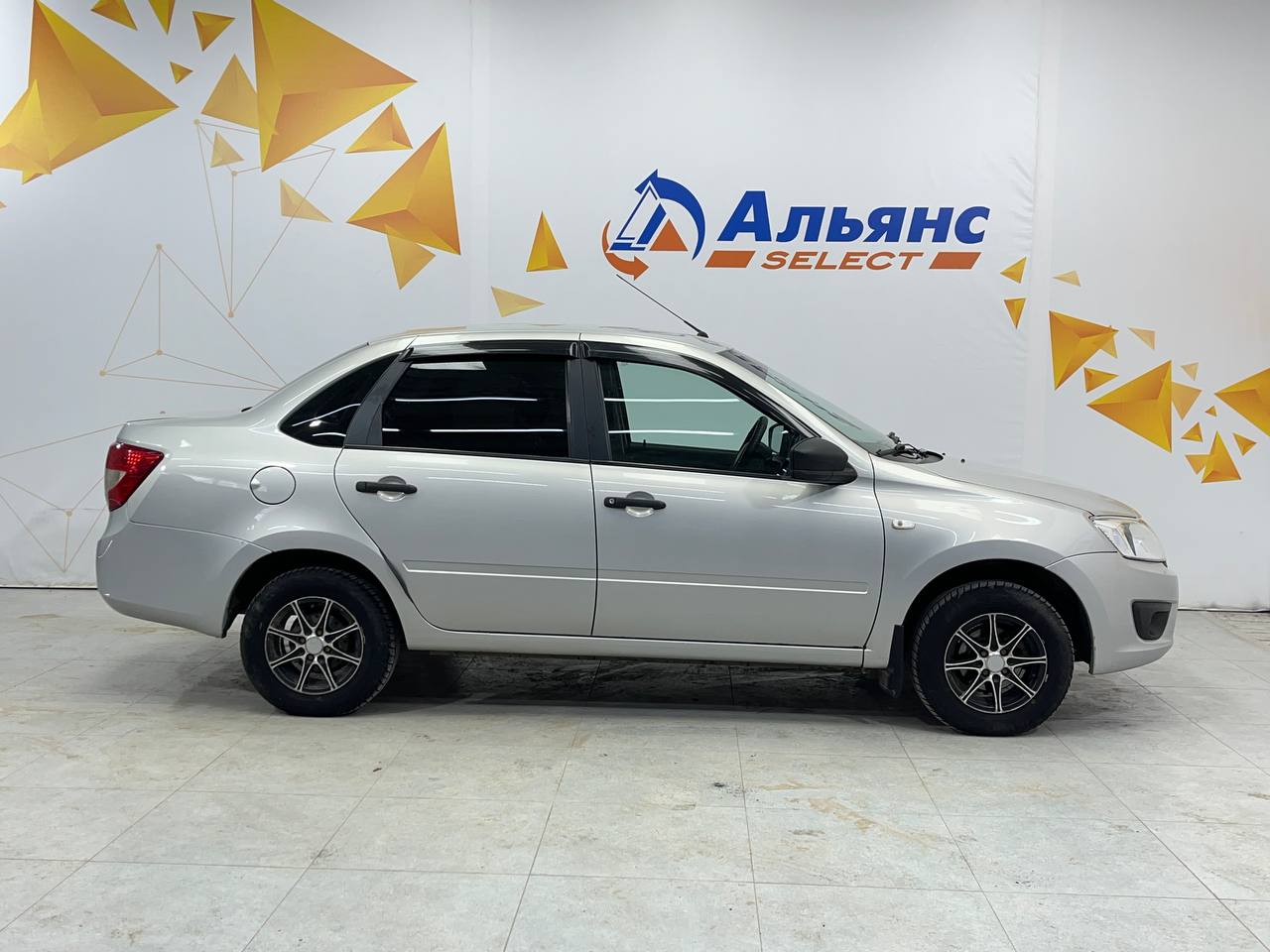 LADA GRANTA