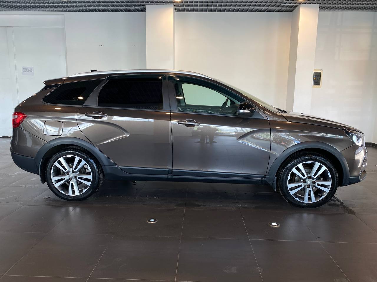 LADA VESTA