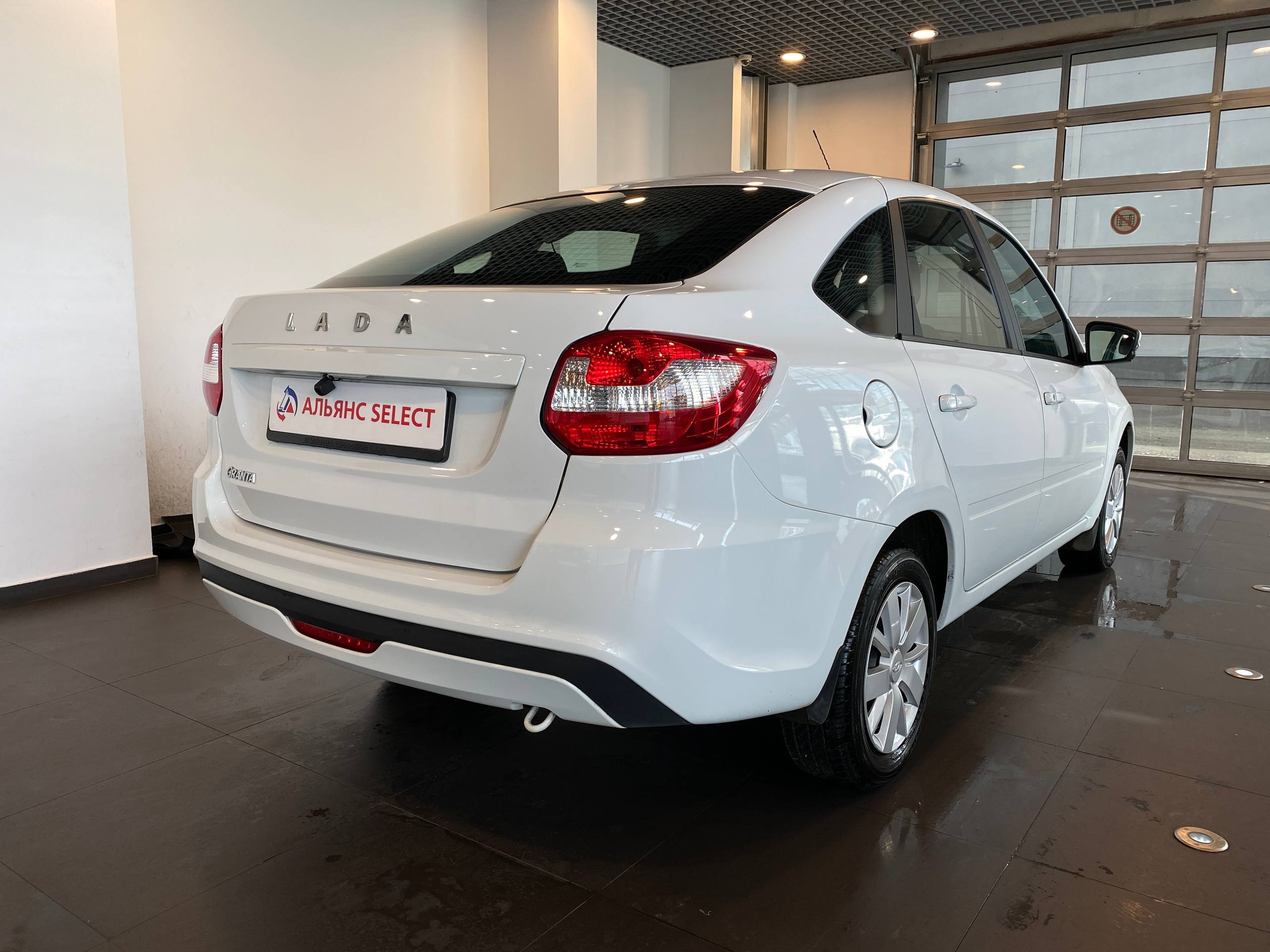 LADA GRANTA