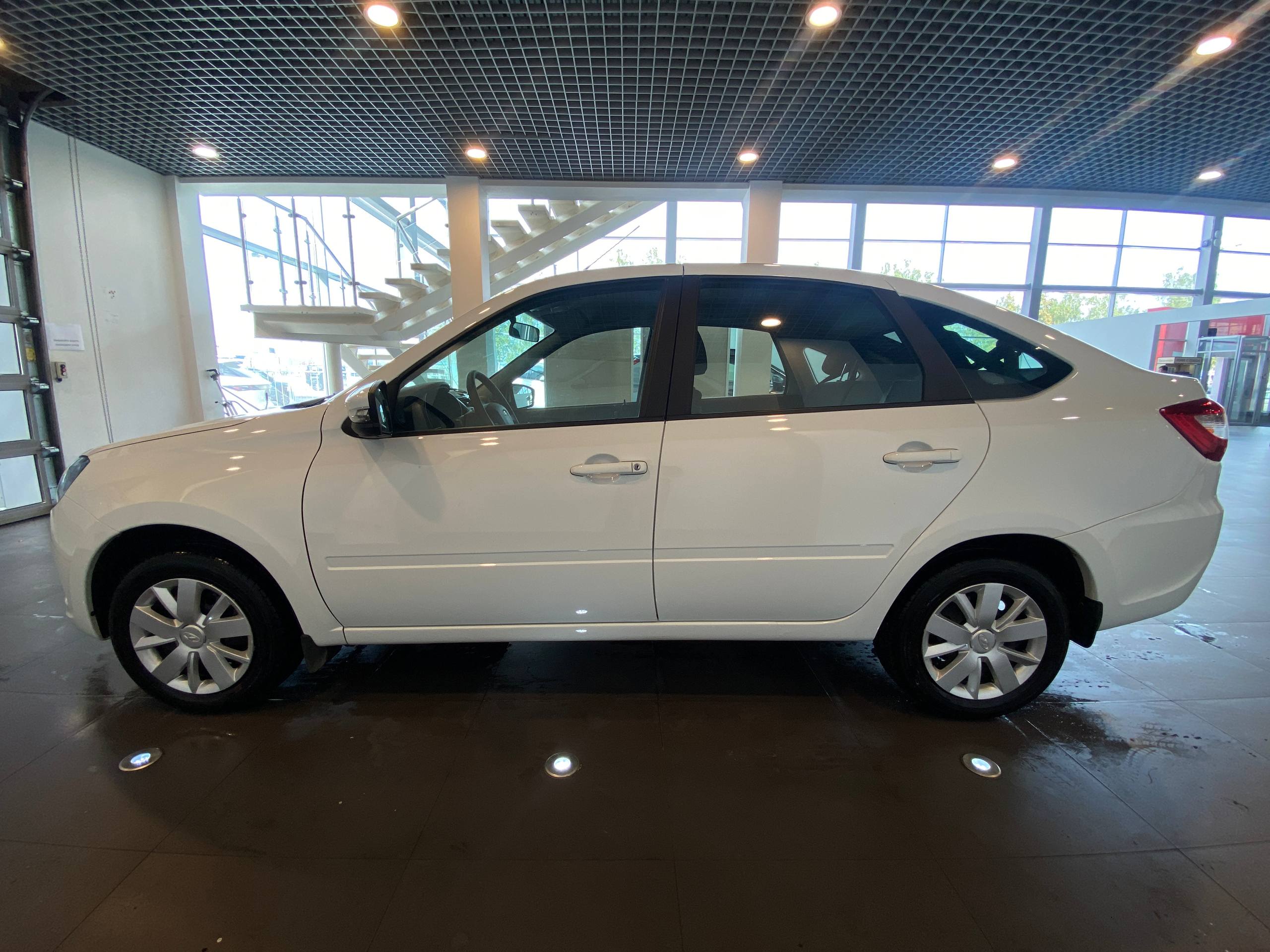 LADA GRANTA