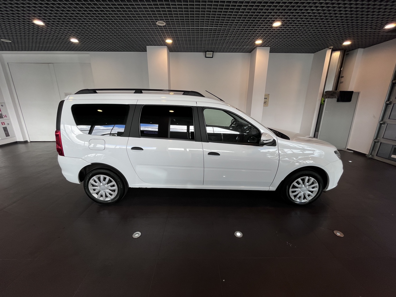 LADA LARGUS