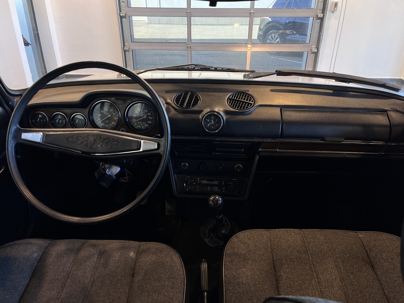 LADA 2106