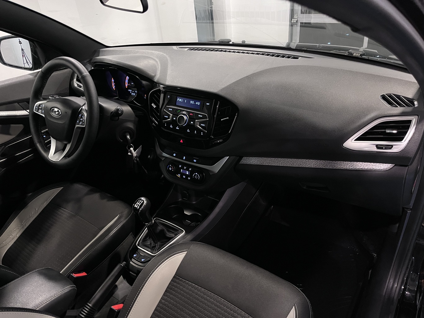 LADA VESTA