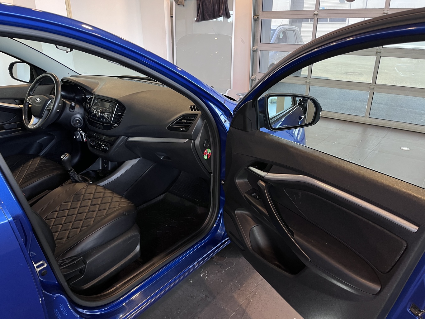 LADA VESTA