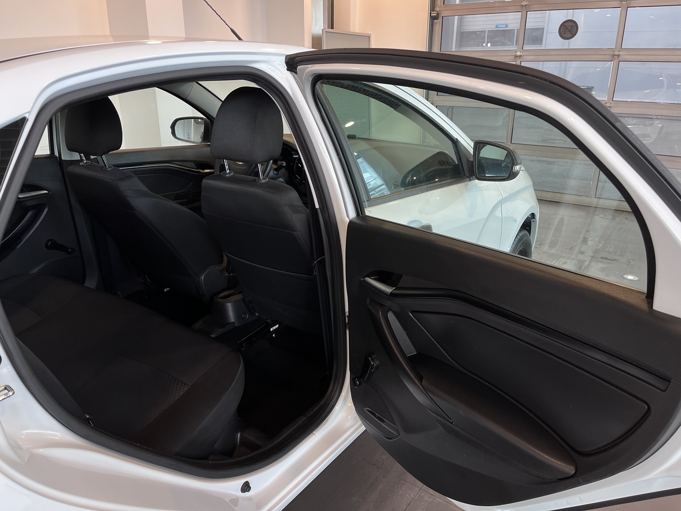 LADA VESTA