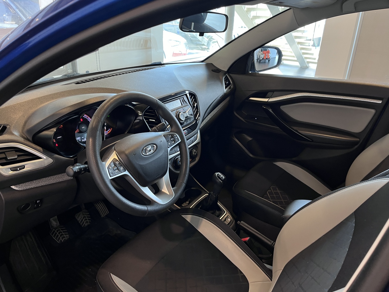 LADA VESTA