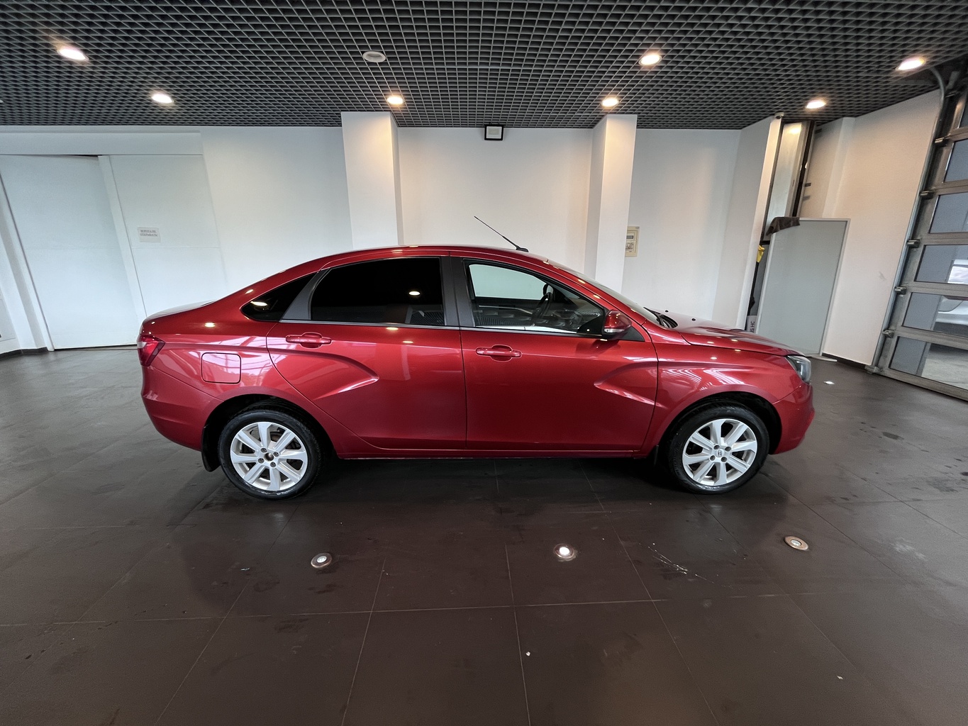 LADA VESTA