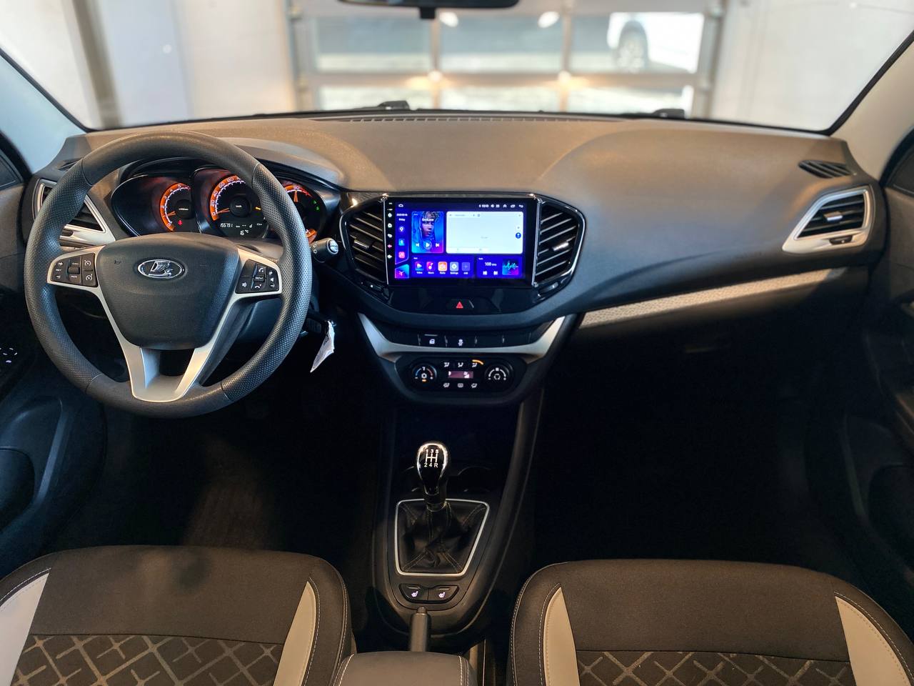 LADA VESTA