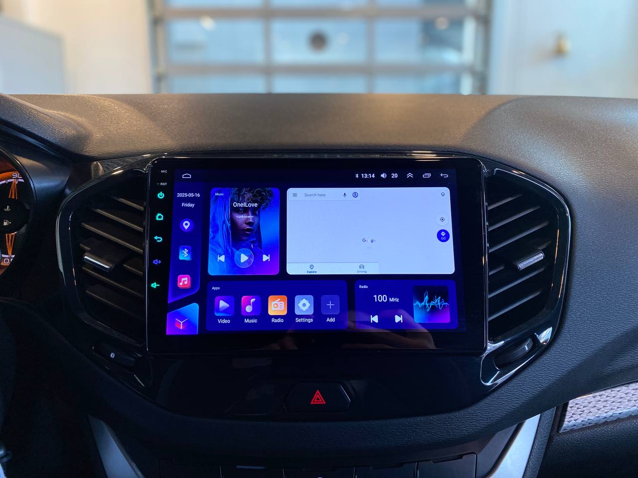 LADA VESTA