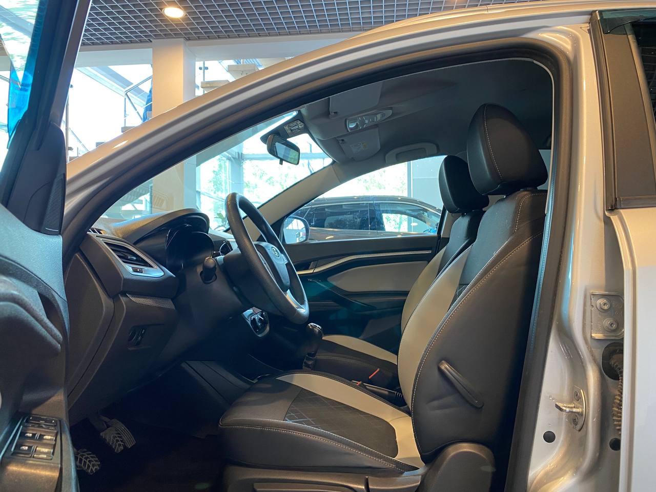 LADA VESTA