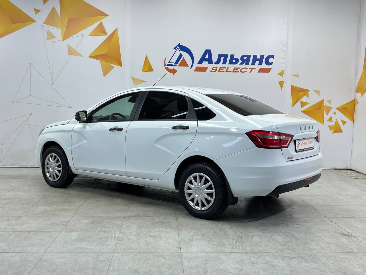 LADA VESTA