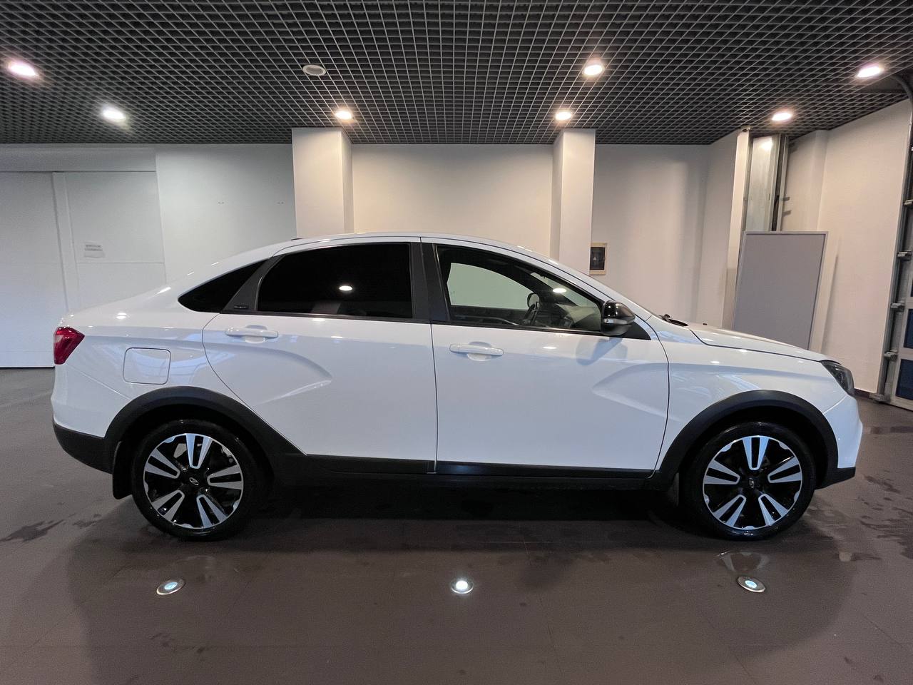 LADA VESTA