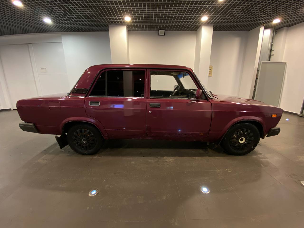 LADA 2107