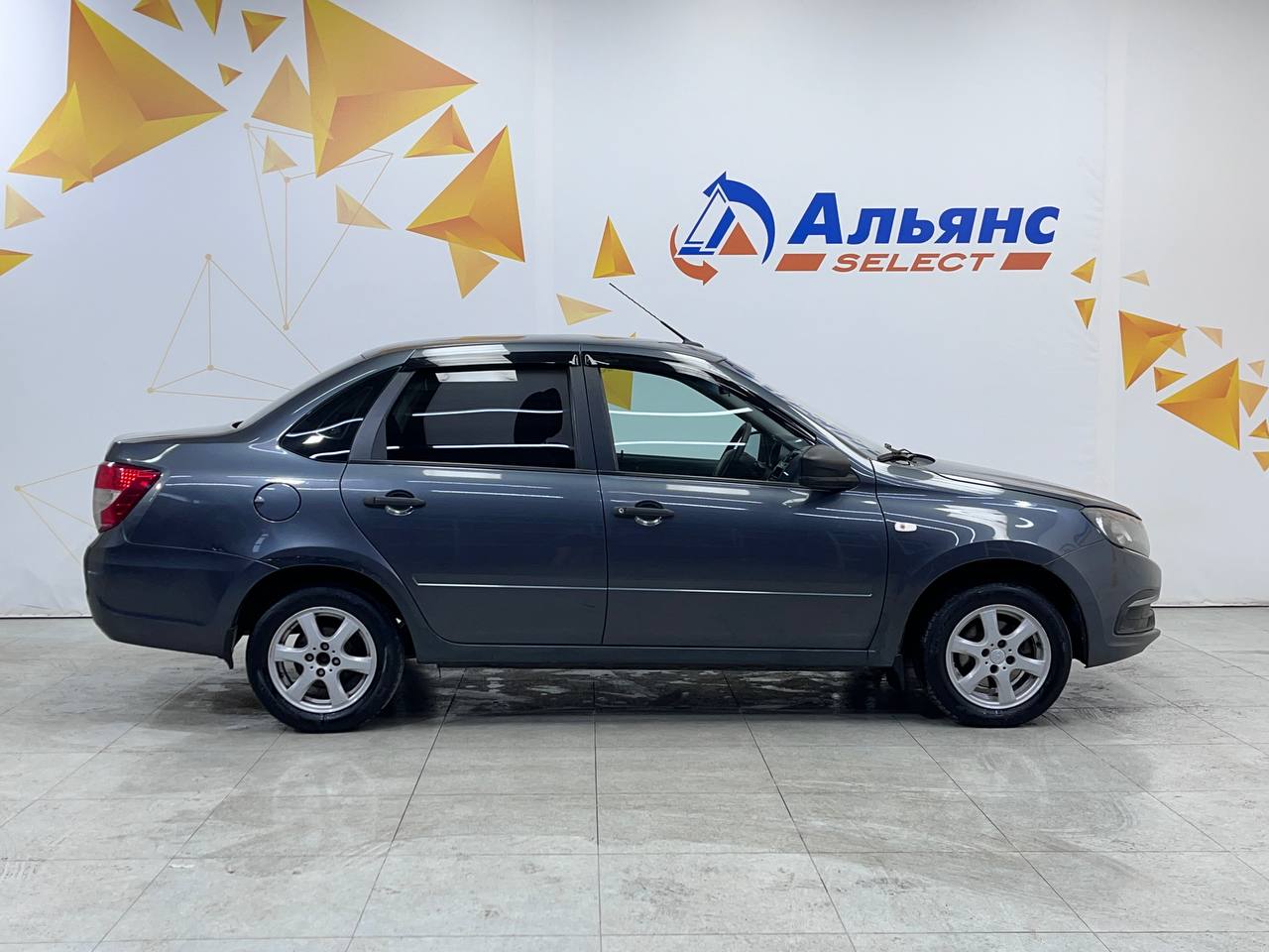 LADA GRANTA