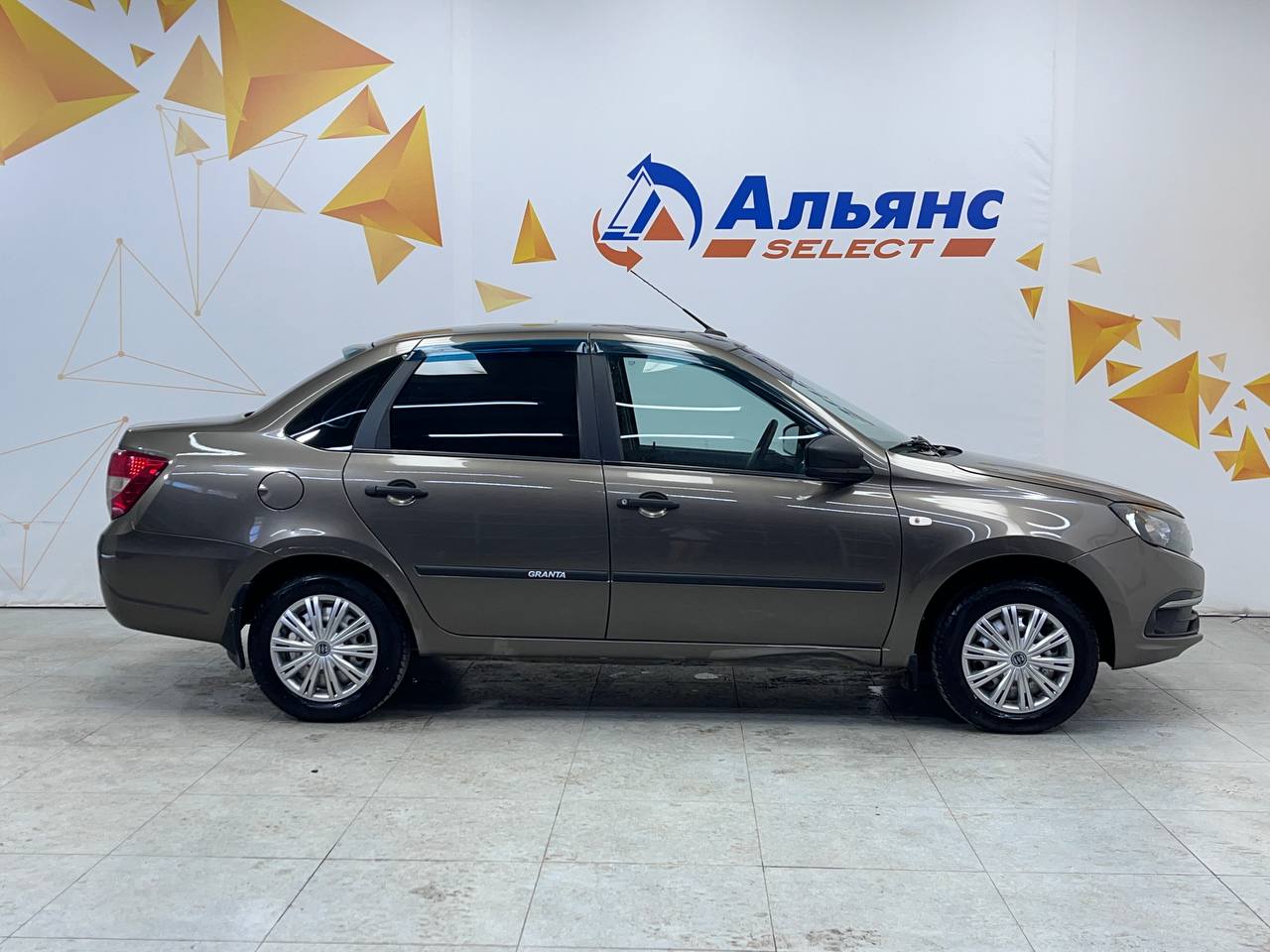 LADA GRANTA