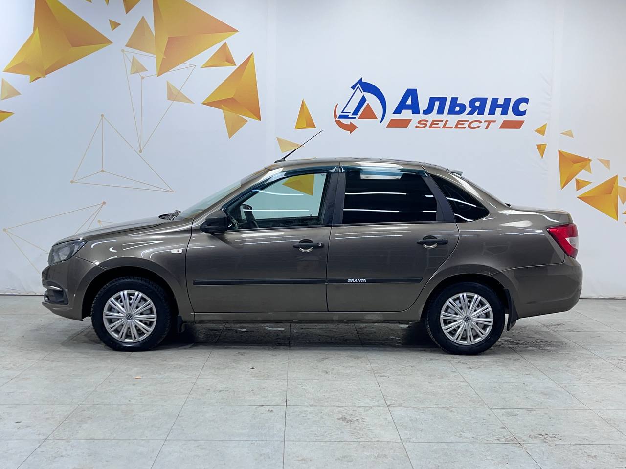 LADA GRANTA