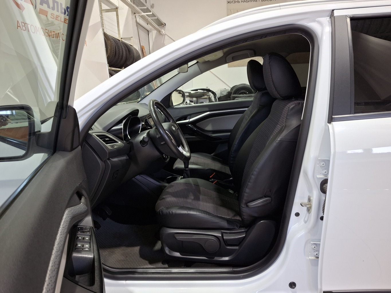 LADA VESTA