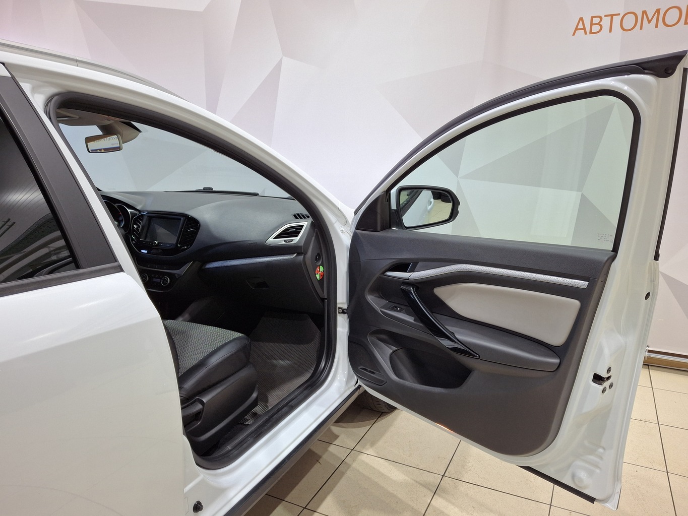 LADA VESTA