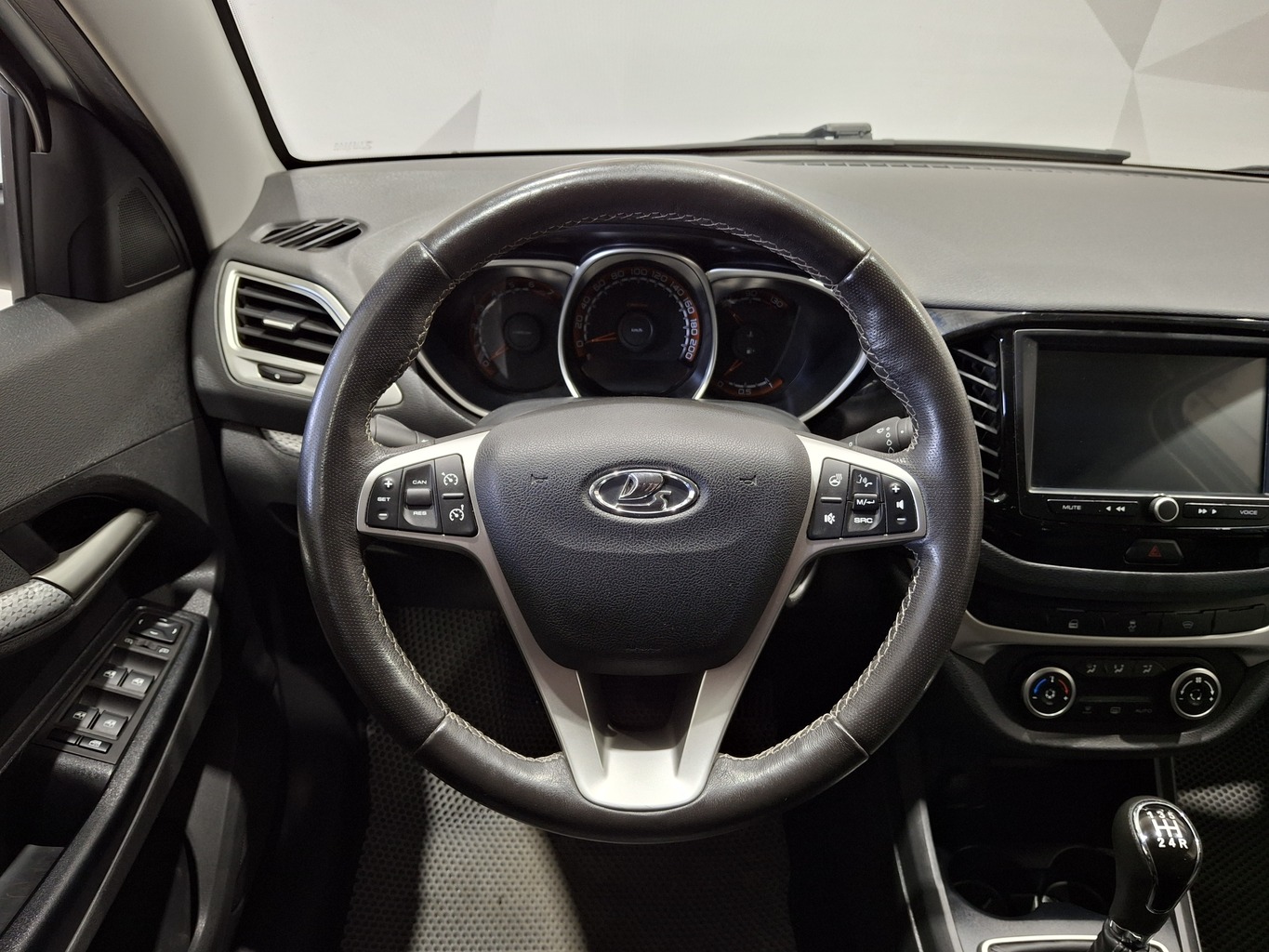 LADA VESTA