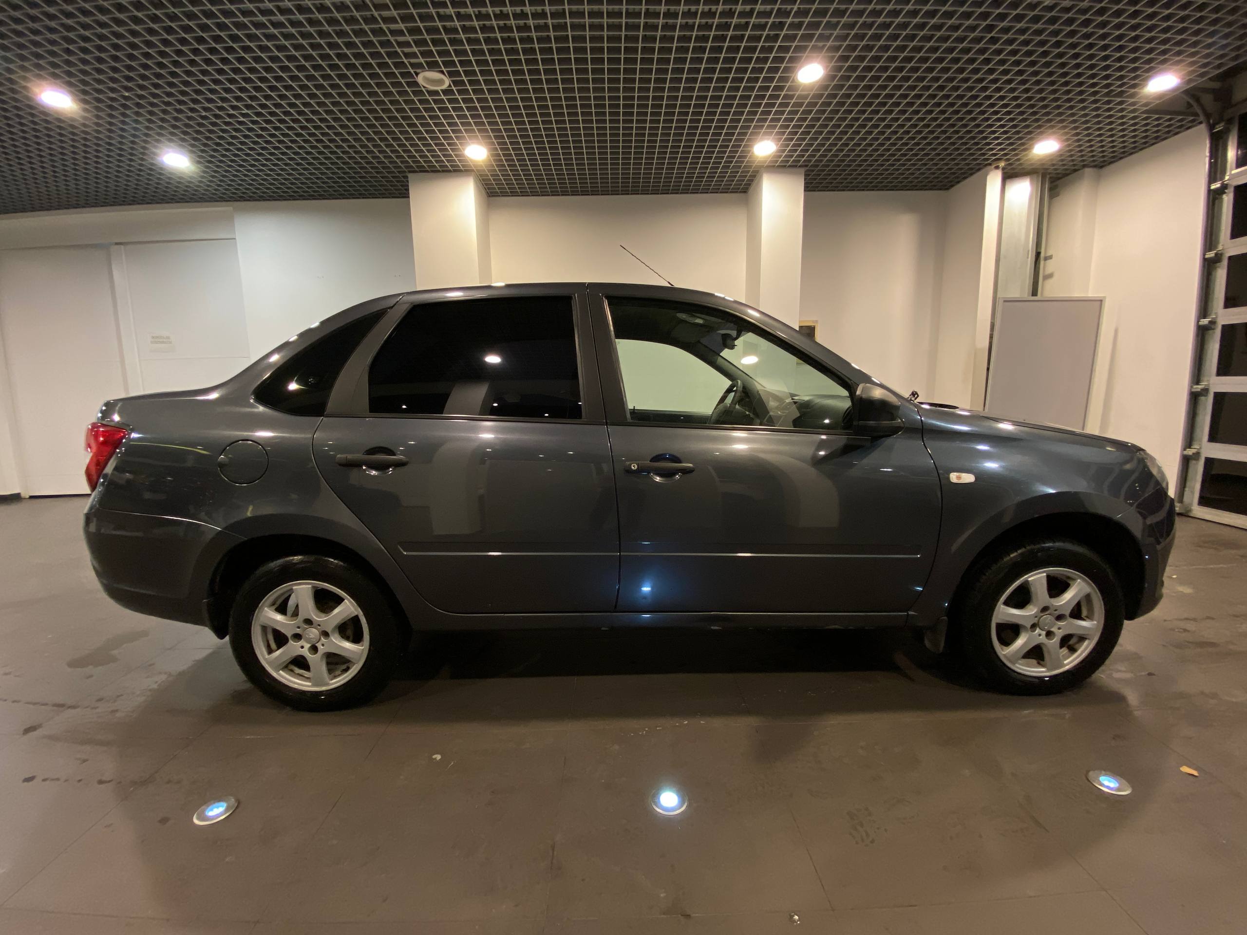 LADA GRANTA