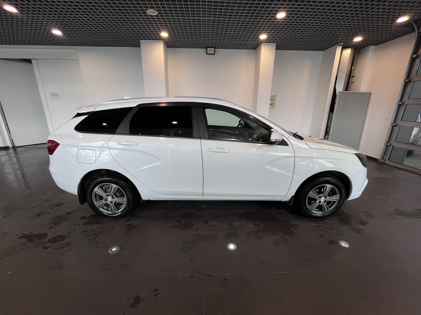 LADA VESTA