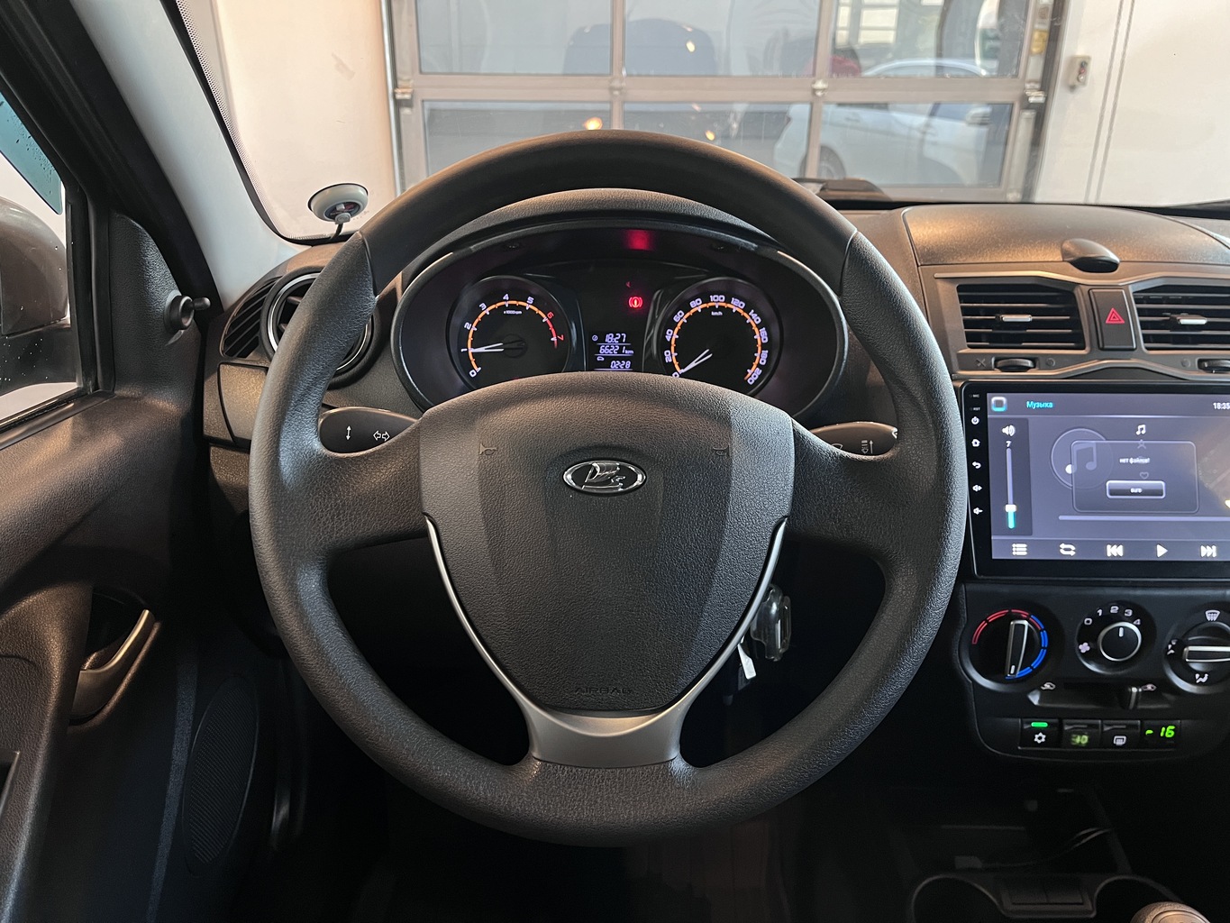 LADA GRANTA