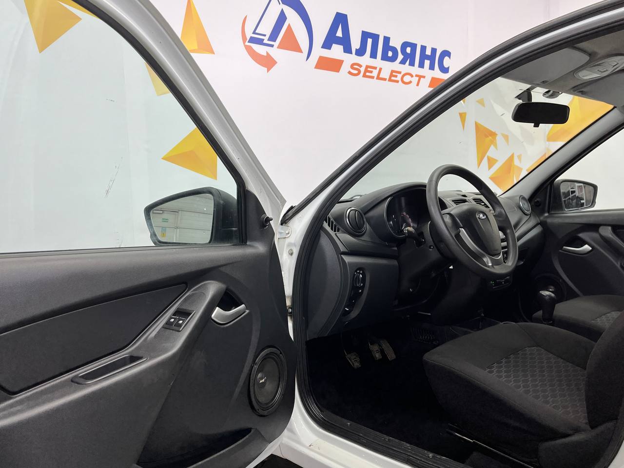 LADA GRANTA
